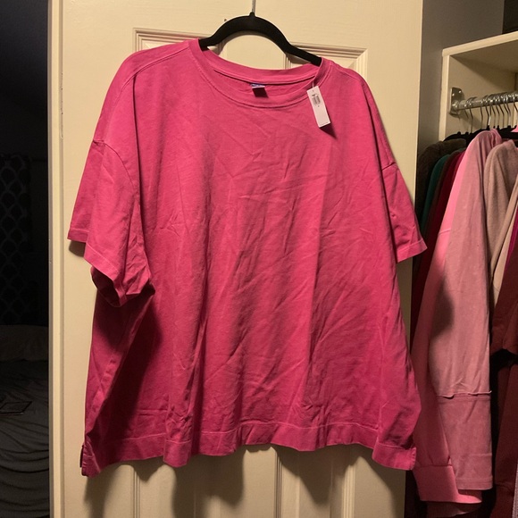 Old Navy Vibrant Pink Tee - Picture 1 of 5